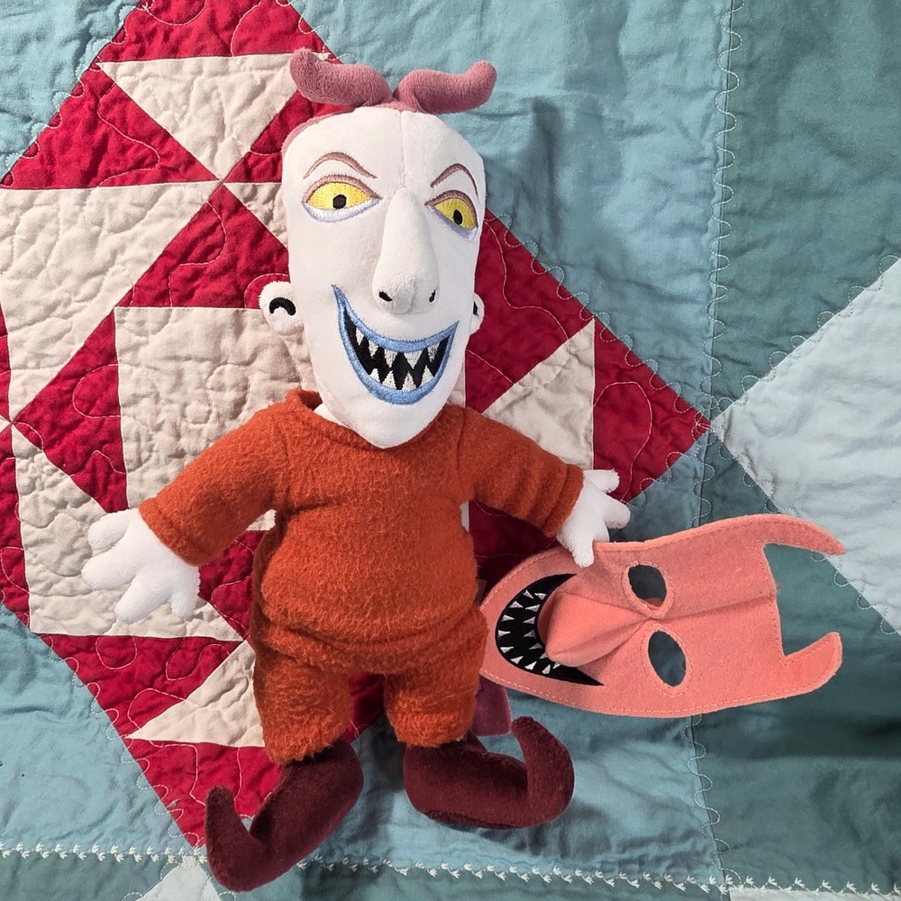 Disney Store Nightmare Before Christmas Lock Plush Small Orange Excellent Mask